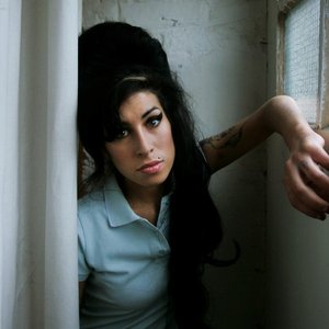 Image for 'Amy Winehouse'