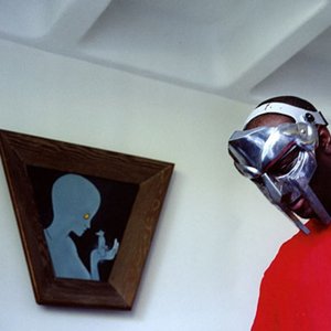 Imagem de 'MF DOOM'