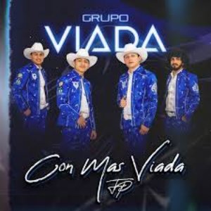 “Con Mas Viada (Fp) [En Vivo]”的封面