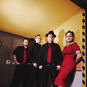 Изображение для 'Sandy Lee & The Wantons'