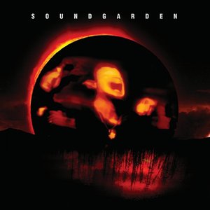 “Superunknown (Deluxe Edition)”的封面