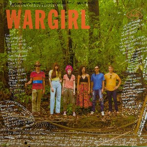 “Wargirl”的封面