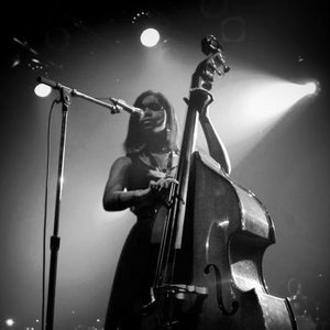 “Angelique Francis”的封面