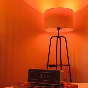 “8:00”的封面