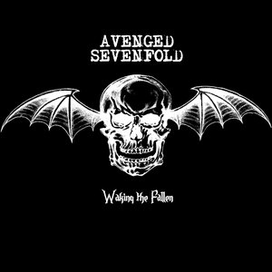 “Waking The Fallen (Deluxe Edition)”的封面
