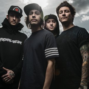 Zdjęcia dla 'Pierce the Veil'