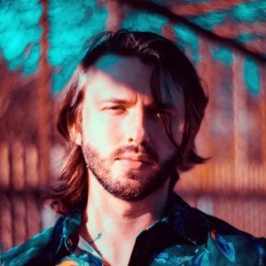 'Shadowrunner' için resim