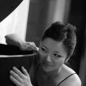 Image for 'Vicky Chow'