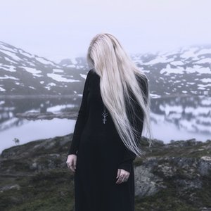 “Sylvaine”的封面