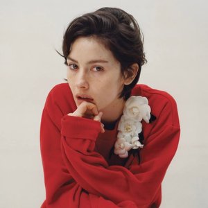'Gracie Abrams' için resim