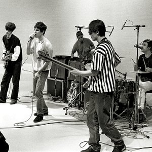 “The Stone Roses”的封面