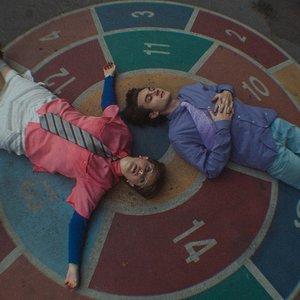 “blurred pink”的封面