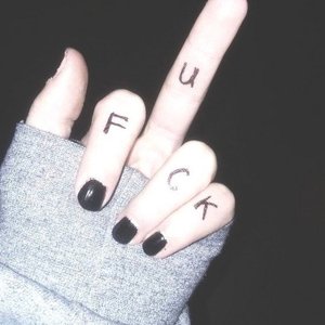 'P.S fuck you cunt'の画像
