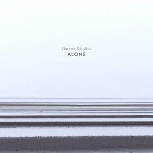 “Alone”的封面