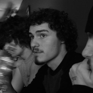 “Faintly”的封面