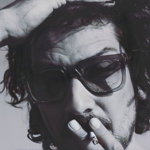 Image for 'León Larregui'