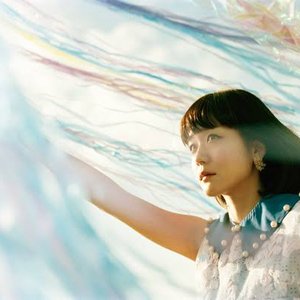 “Kayoko Yoshizawa”的封面