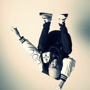 “Artrodese”的封面