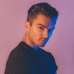 “Samuel Mancini”的封面