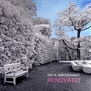 “Renovatio”的封面