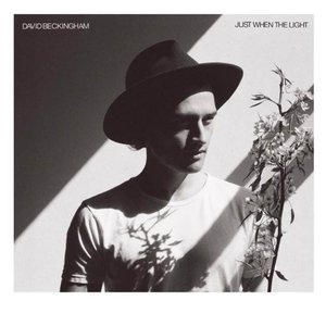 Imagem de 'Just When the Light'