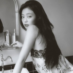 Image pour 'Jennie'