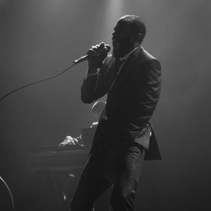 “Death Grips”的封面
