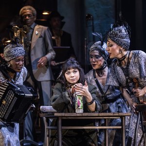 'Hadestown' için resim