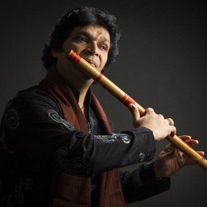 “Rakesh Chaurasia”的封面