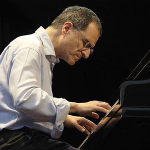 “Enrico Pieranunzi”的封面