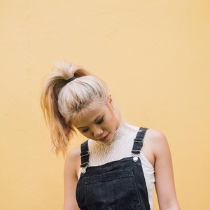 “Joie Tan”的封面