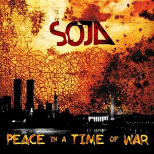 “Peace in a Time of War”的封面