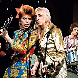 Изображение для 'David Bowie & The Spiders From Mars'