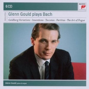 “Glenn Gould Plays Bach - Sony Classical Masters”的封面