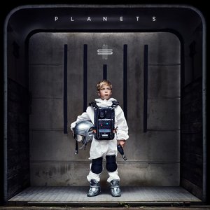 “Planets”的封面