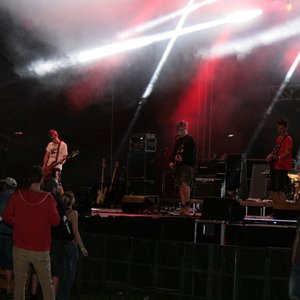 “Ešus”的封面