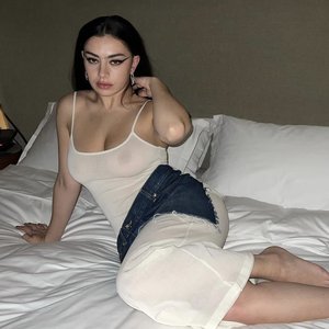 Изображение для 'Charli XCX'