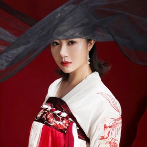 “花僮”的封面