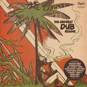 Imagem de 'The Greatest Dub Reggae: 800 Spliff Smokin' Versions (Super Deluxe Edition)'