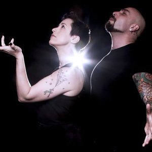 “Binaryh”的封面