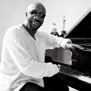 “Isaac Hayes”的封面