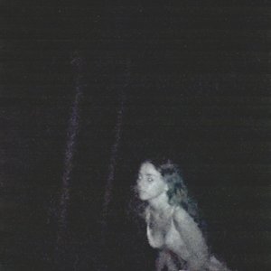 'Bloodless'の画像