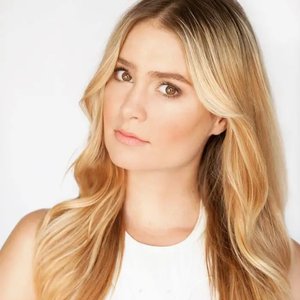 “Elle McLemore”的封面