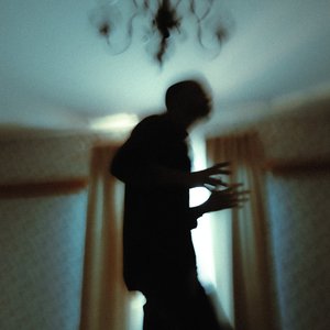 “SLEEPWALKER (feat. brakence)”的封面
