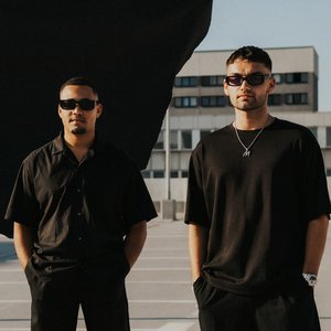 Imagen de 'With U'
