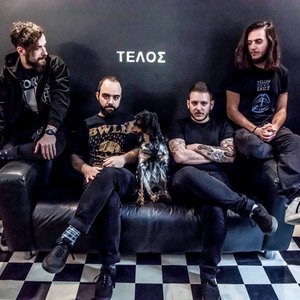 “Black Hat Bones”的封面