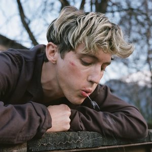 'Troye Sivan' için resim