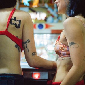 Imagem de 'Don't Sweat It'