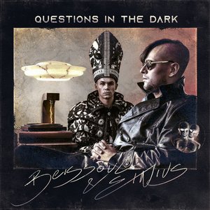 “Questions in the Dark”的封面