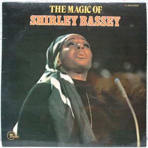 “The Magic of Shirley Bassey”的封面